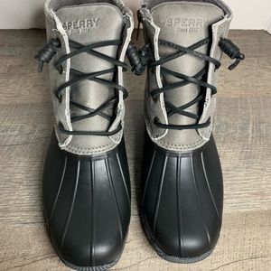 Sperry Duck Boots size 6.5 women’s
